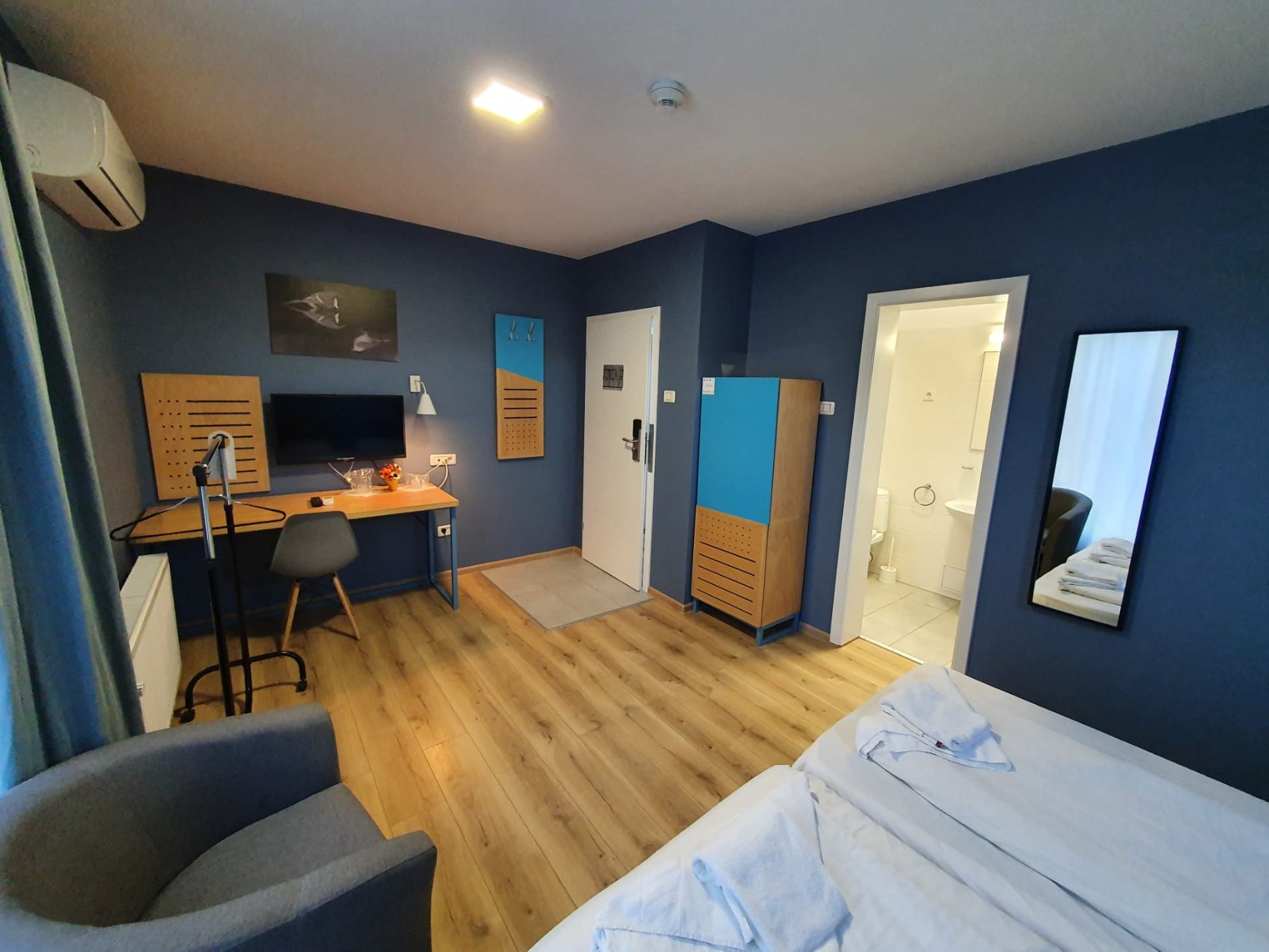 Deluxe Double room at Pensiunea Urban Point